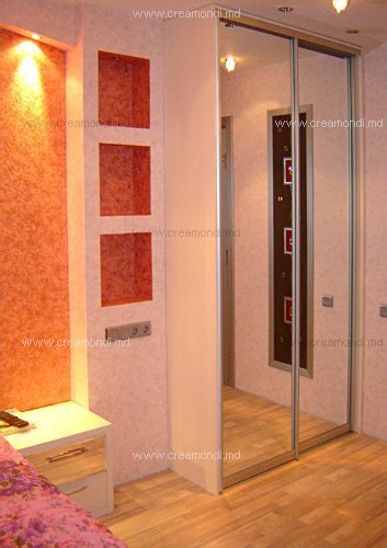 Sliding door wardrobesCompact sliding door wardrobe for the bedroom