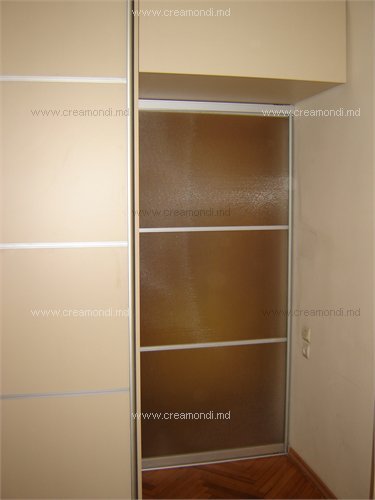 Sliding door wardrobesSliding door wardrobe and room divider