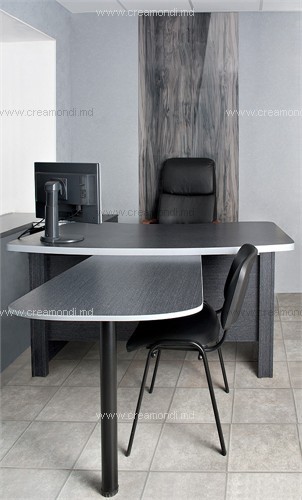 Mobilă de birouОфисный стол из шпона, стеновая панель Formica
