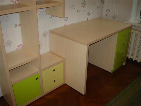 Примеры применения глянцевых МДФ-плит NOBILE.Вставки МДФ глянец в детской комнате.